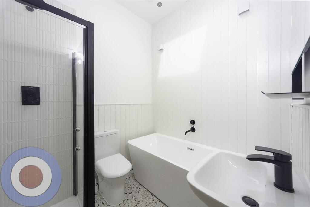 bath_2-Edit.jpg