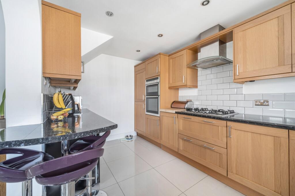 1330498-7-68820b6dc0549