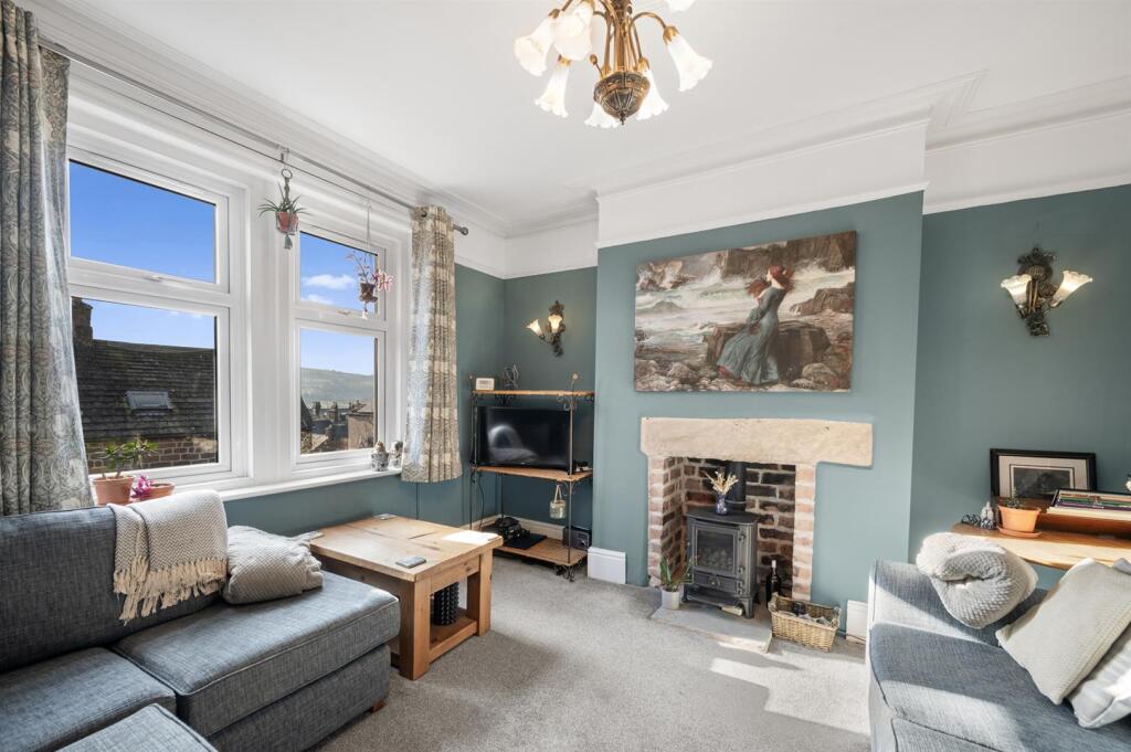 Sitting Room - fireplace.jpg