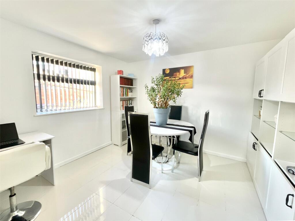 Dining Room/Garage