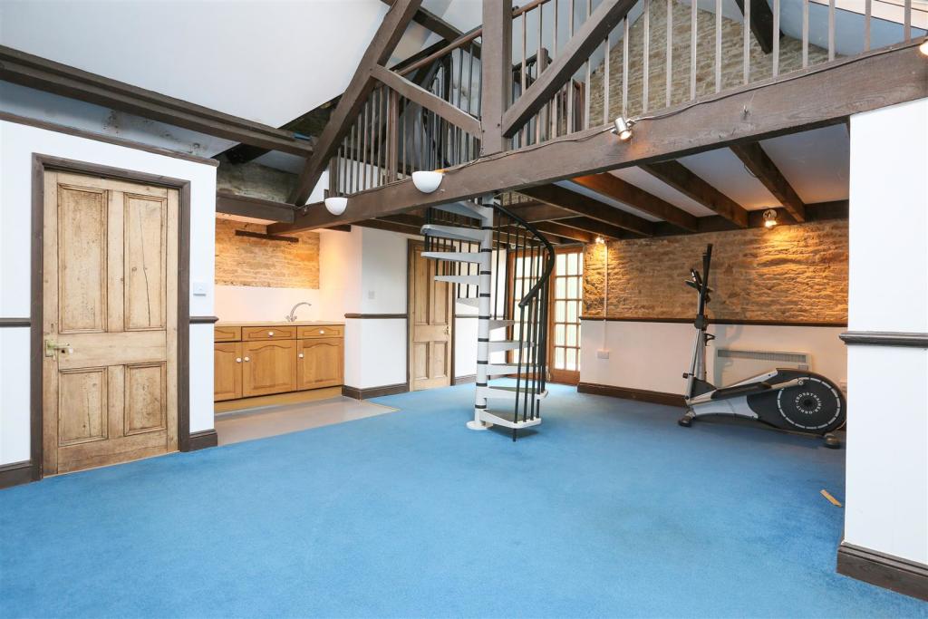 Oak Tree Mews 38.jpg