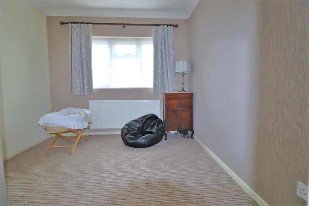 Bedroom 4 (1).JPG