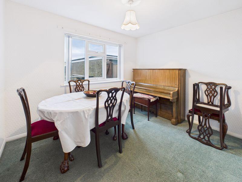 Bedroom / Dining Room