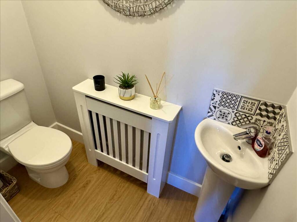 CLOAKROOM
