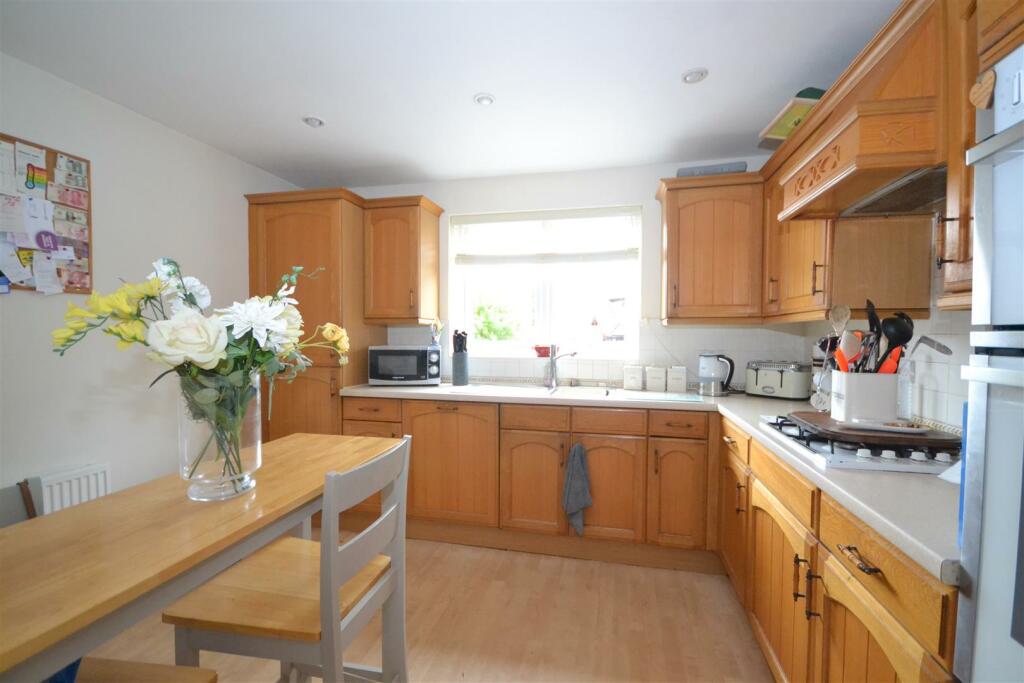 Kitchen/Breakfast Room
