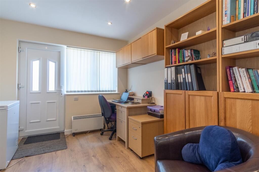 Office/WC