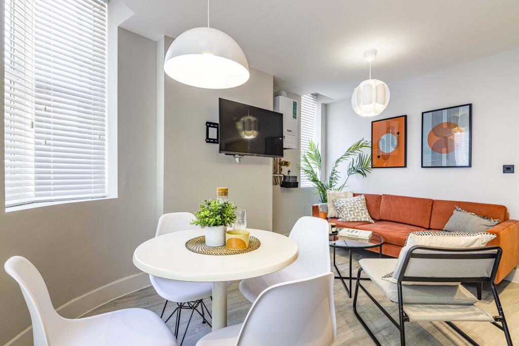 Flat1Newcastle Livin