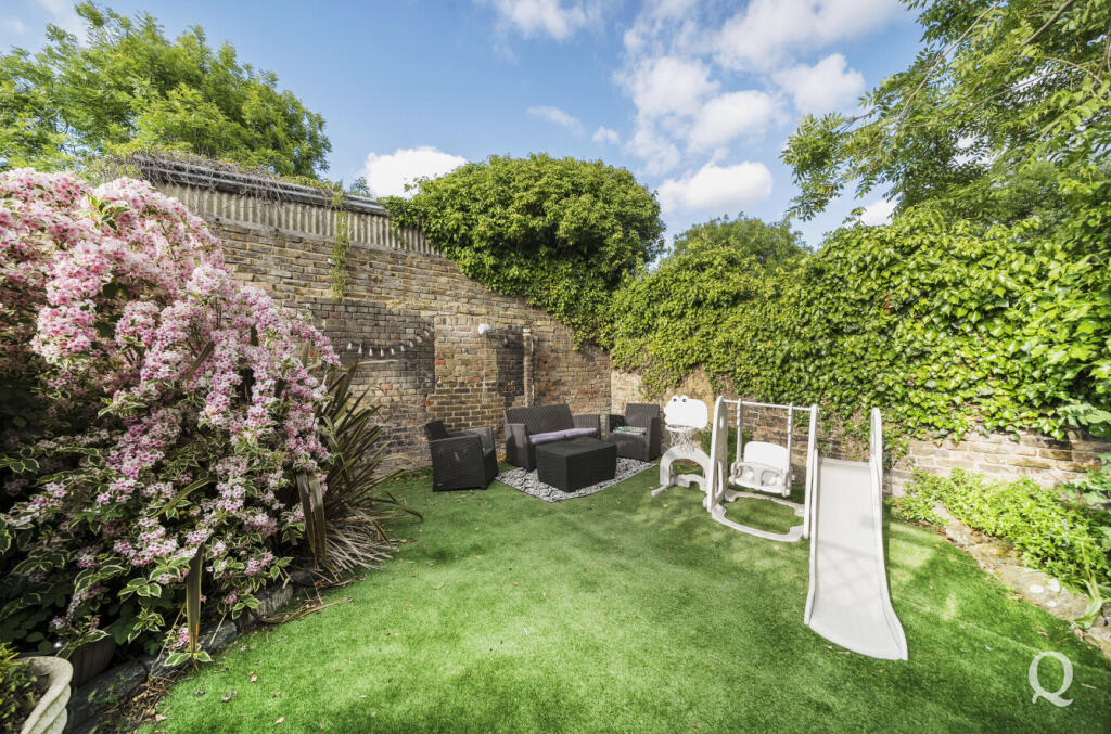 d8c28999-b949-419...