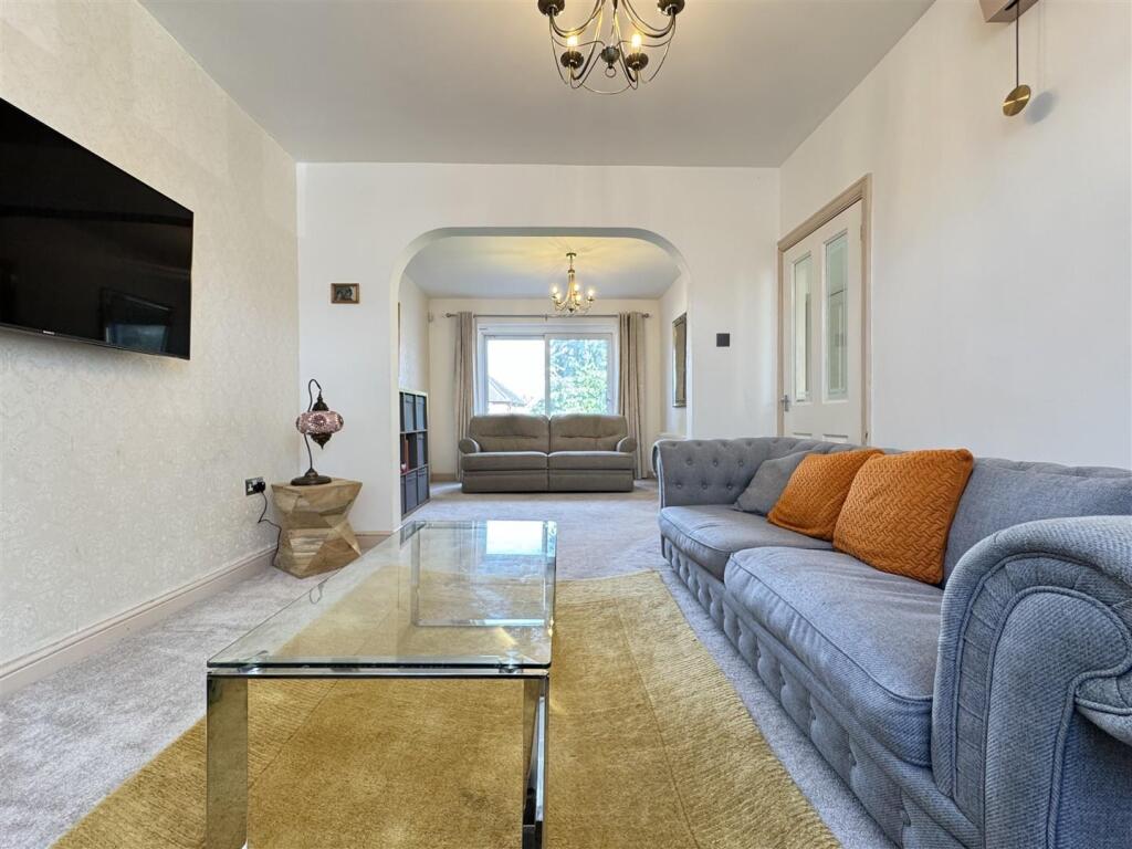 IMG_8384 (Large).JPG