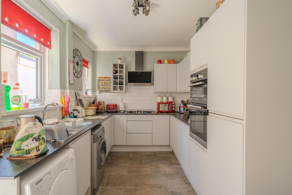 2 Lewis Terrace-16.jpg