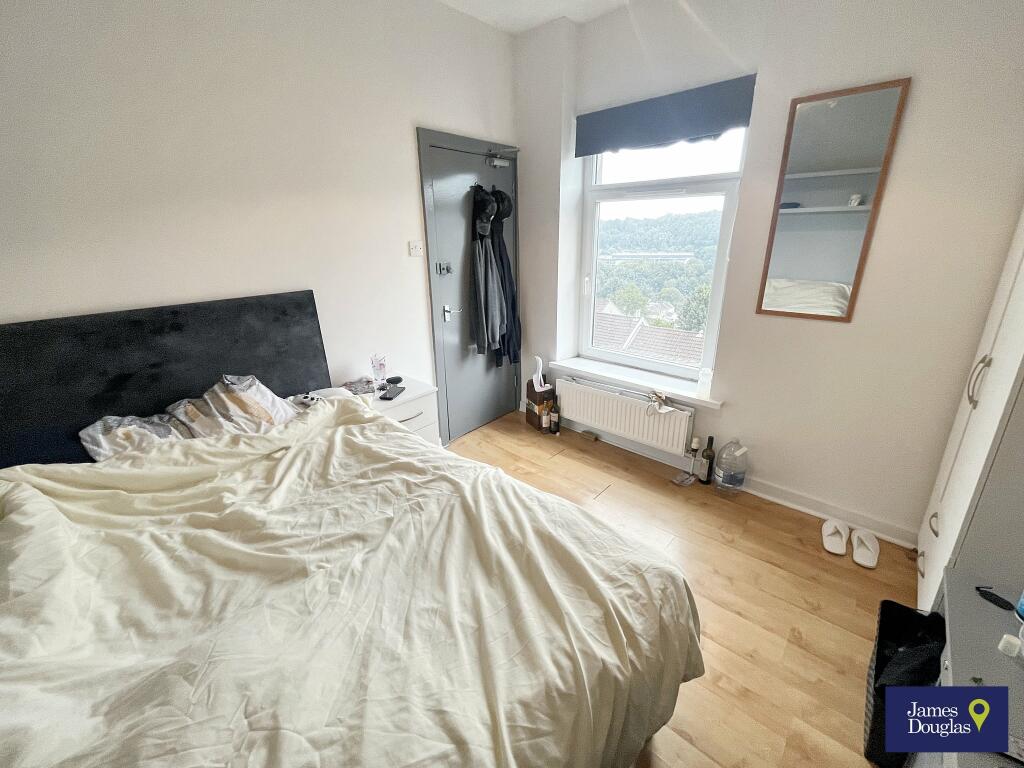 Bed32