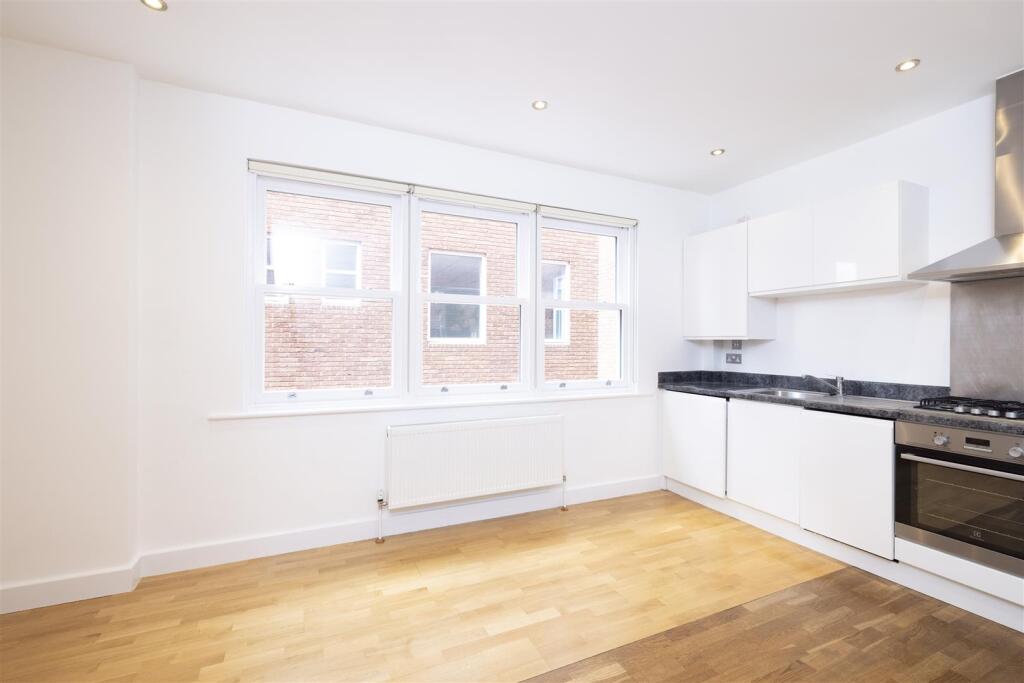 Flat-5-Wallis-House-76-North-Street-Guildford-2.jp