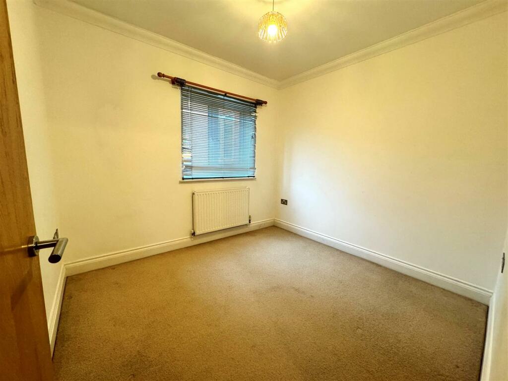 Bedroom.jpg