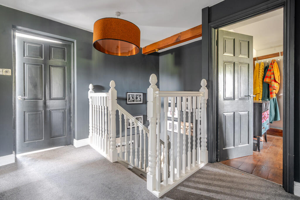 First Floor Landi...