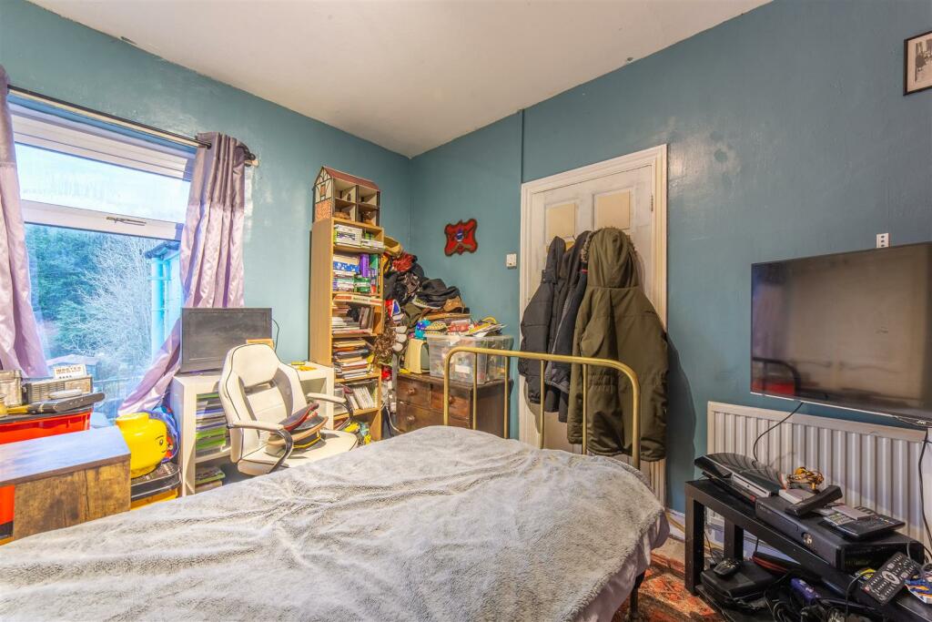 14 Bryn Terrace-1.jpg