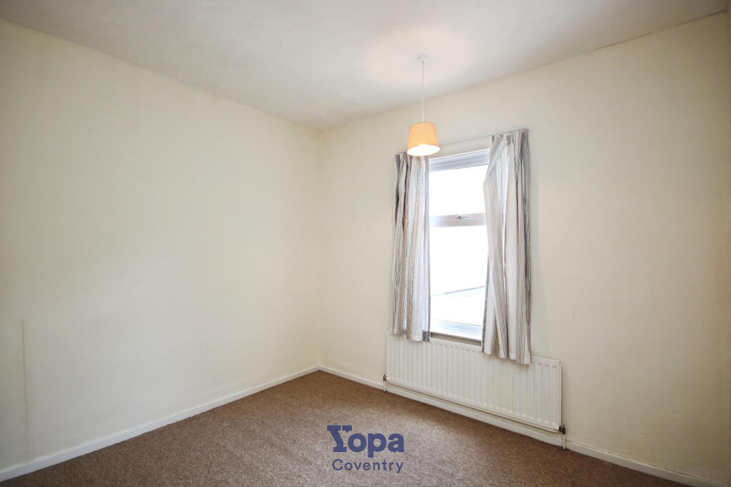 C6fe0f36-Bed 202.JPG