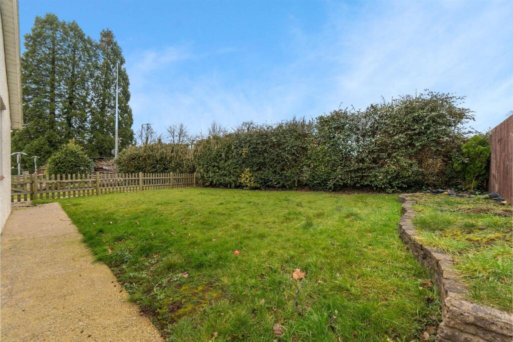 136 Edlogan Way 8.jpg