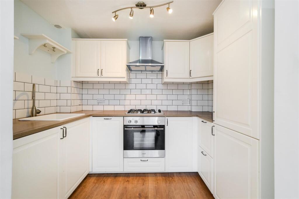 23 boleyn close-3.jpg
