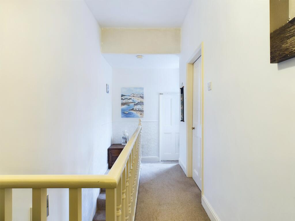 CAM03162G0-PR0187-STILL011