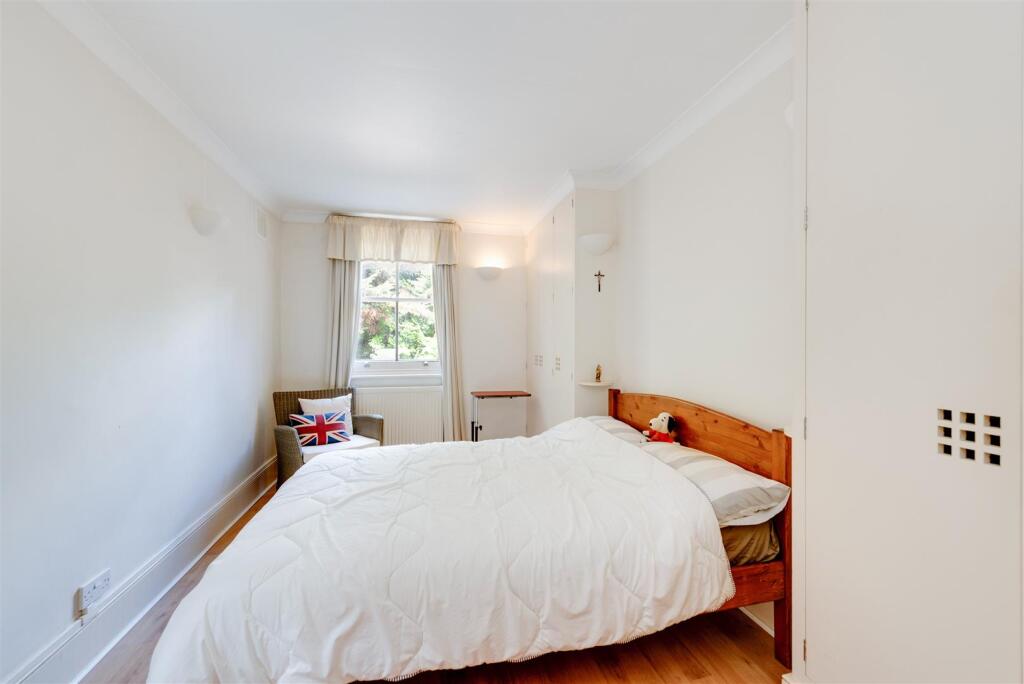 52856 Hi res (5).jpg