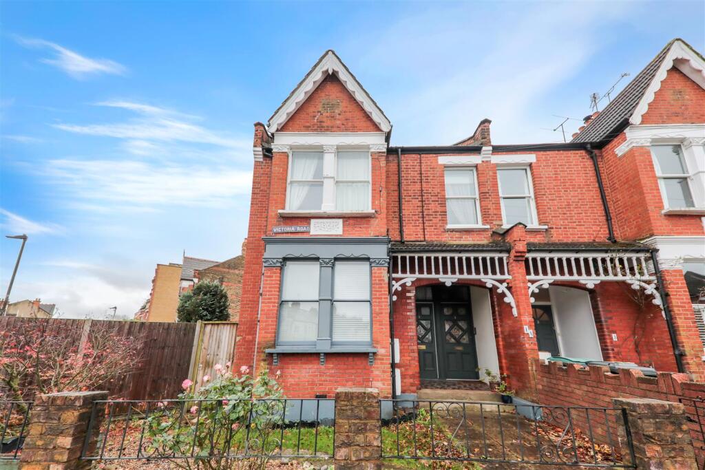 14-40c281699-JJ-WT-1 Victoria Rd-58.jpg