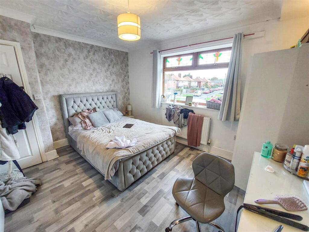 21-10-2025__12-19-49_Bedroom_2.kJGeS.jpg
