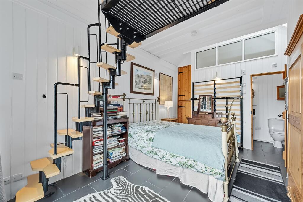Bedroom towards Shower Room.jpg