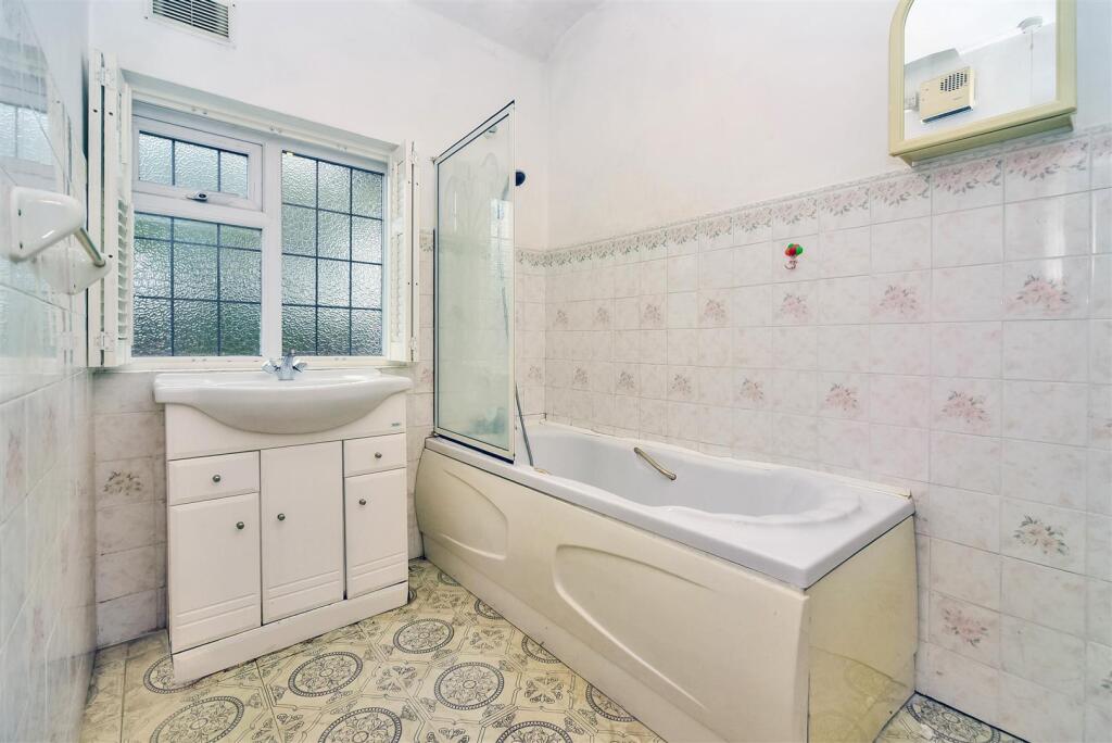 Whitehorse Drive 29.jpg