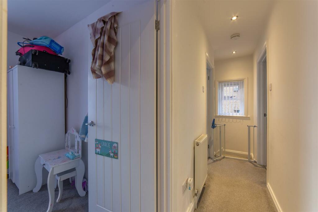 16 Clark Avenue-6.jpg