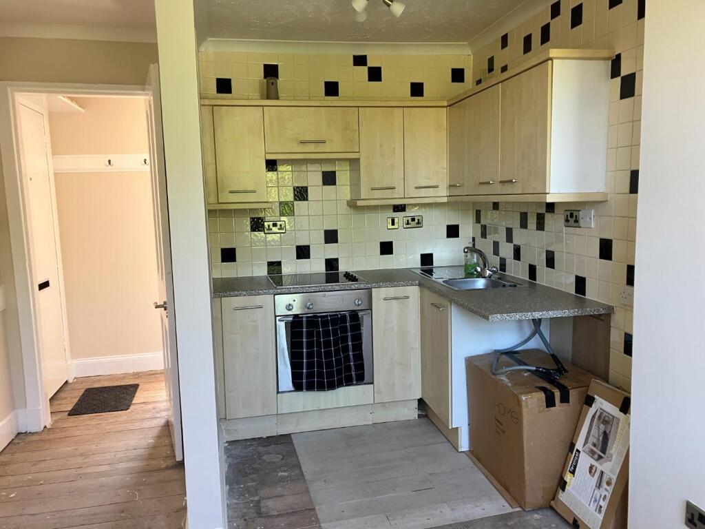 Living Room/Kitchen