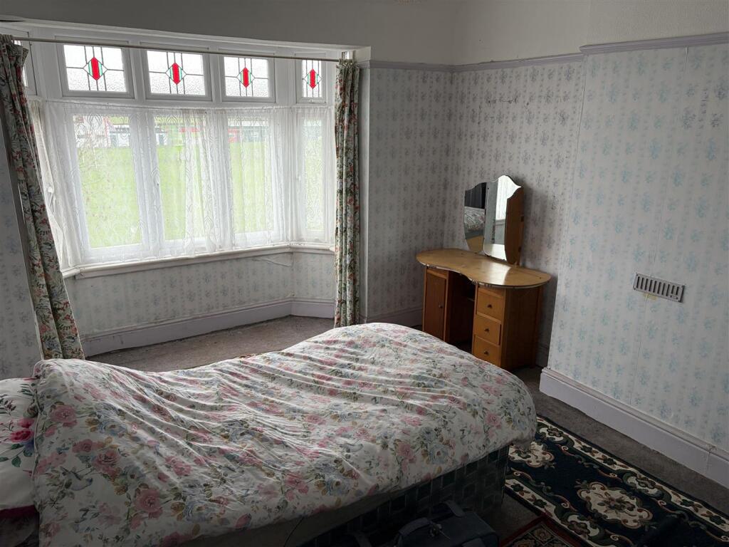BEDROOM TWO