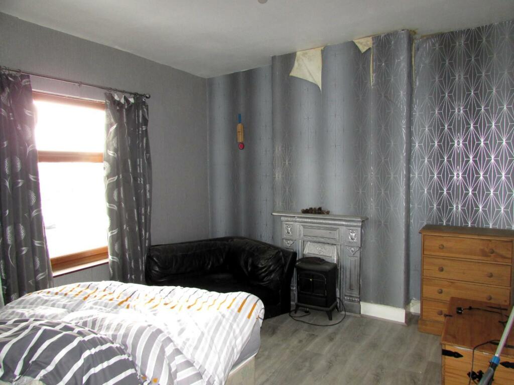 CemeteryRd5bed3.JPG