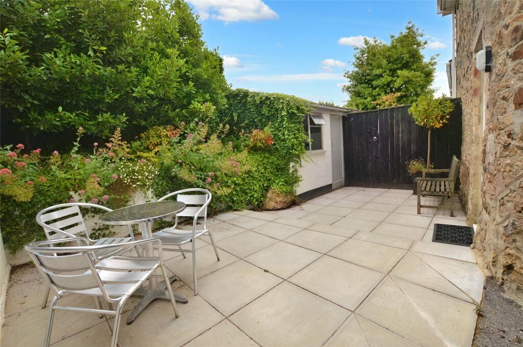 Rear Courtyard