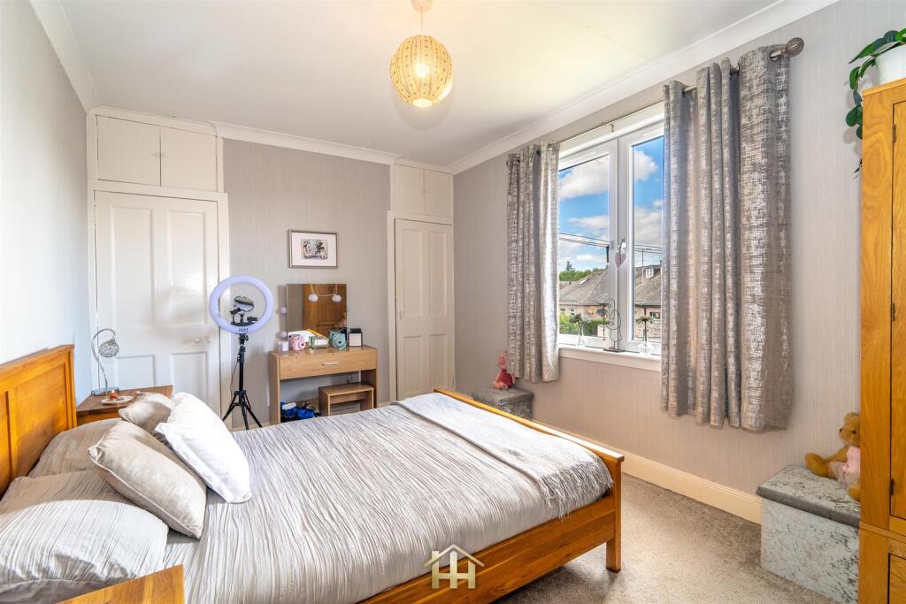 38 GLENMOY AVE 220525 EDIT (19 of 40).jpg