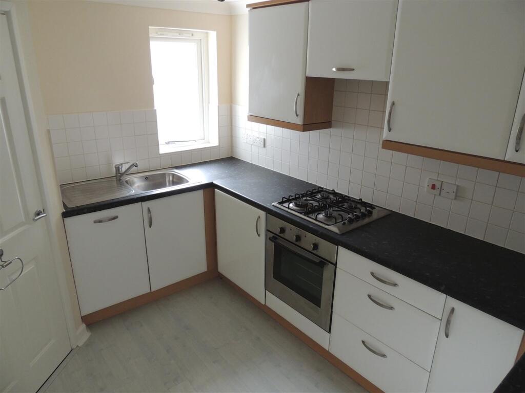 Kitchen 2