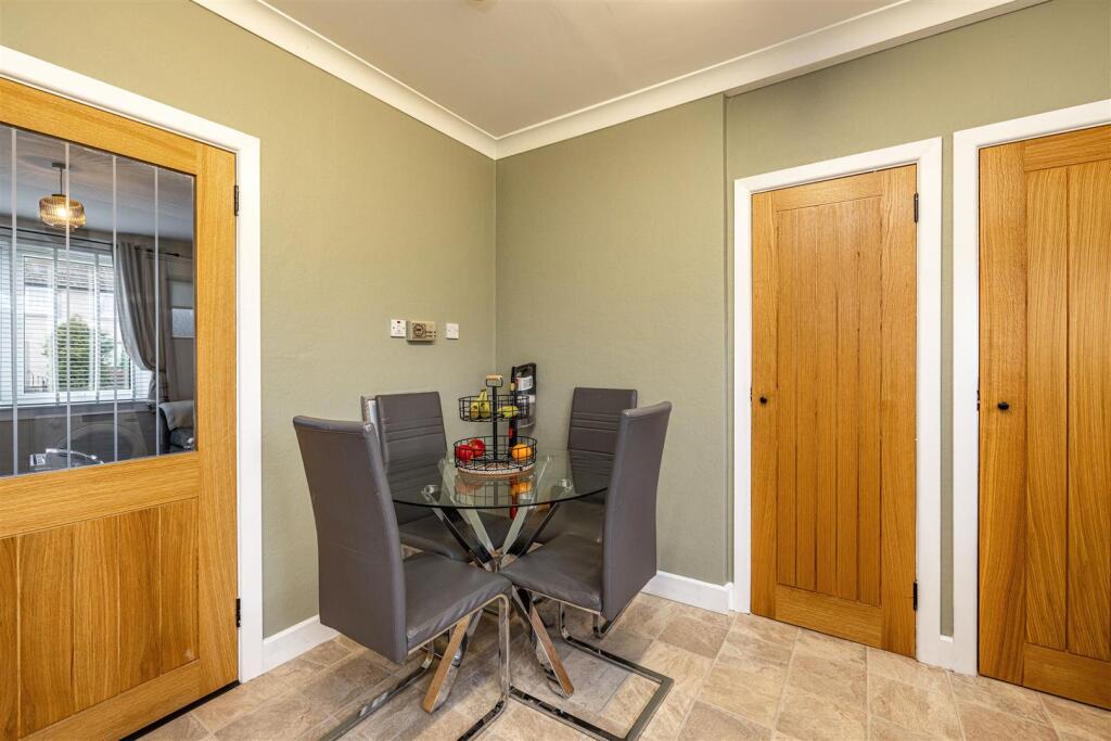 11 Scott Crescent Hawick 18.JPG