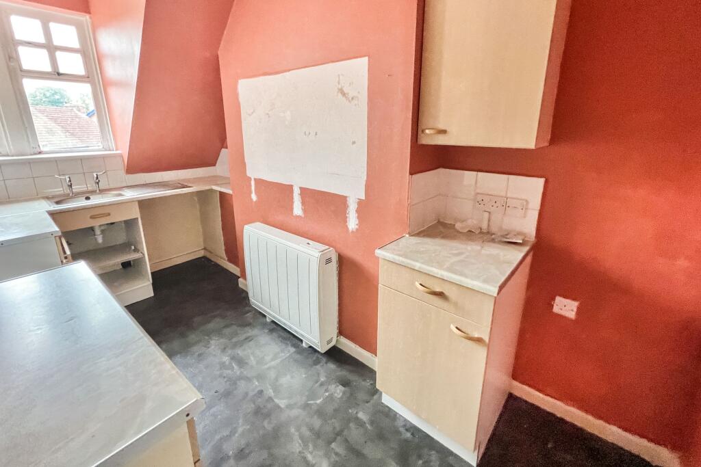 1-6 West End House, Marshfield Road, Chippenham, SN15 1JZ