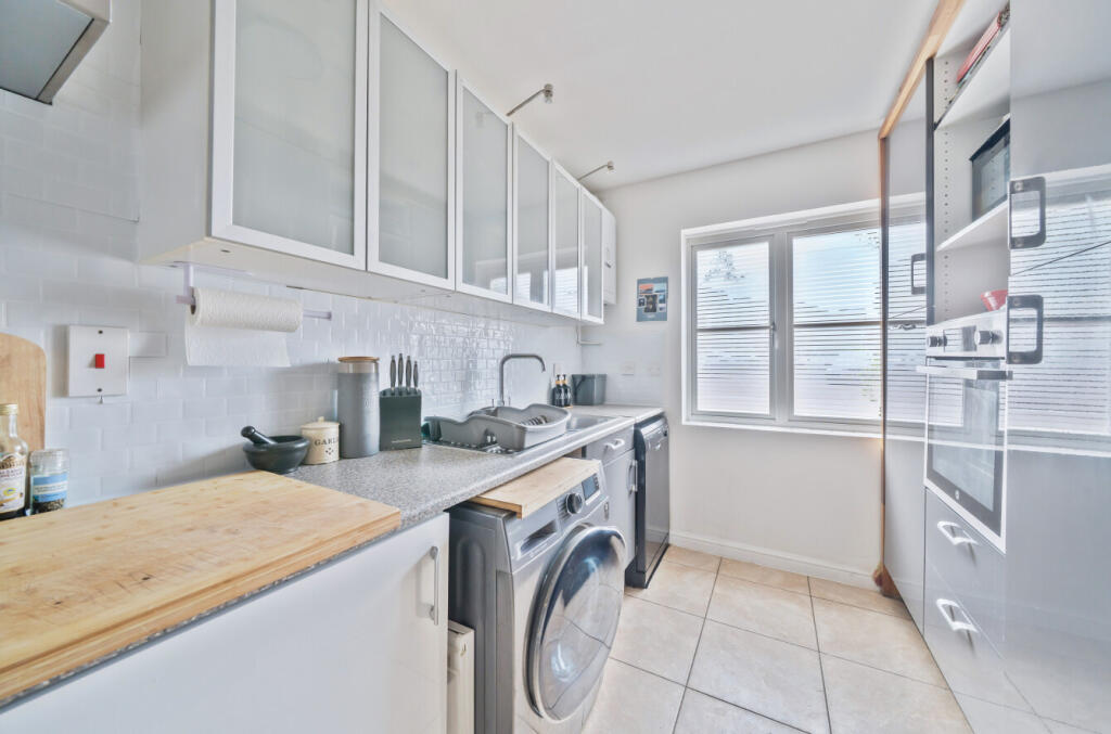 1311266-9-685543d...