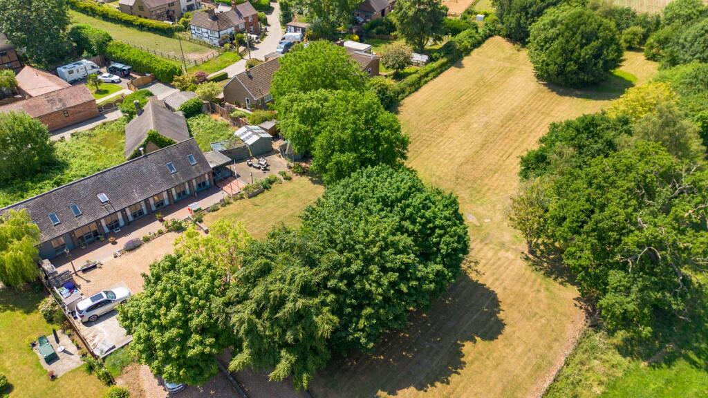 Top Road, Barnacle, Coventry, Warwickshire, CV7