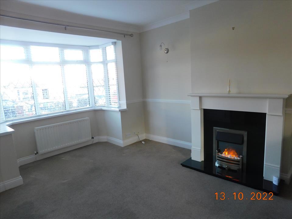 Lounge / Dining Room
