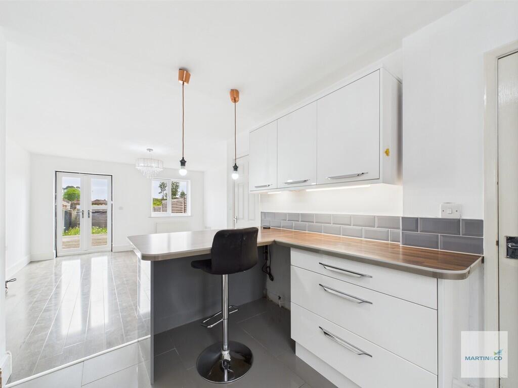 CAM03394G0-PR0301...