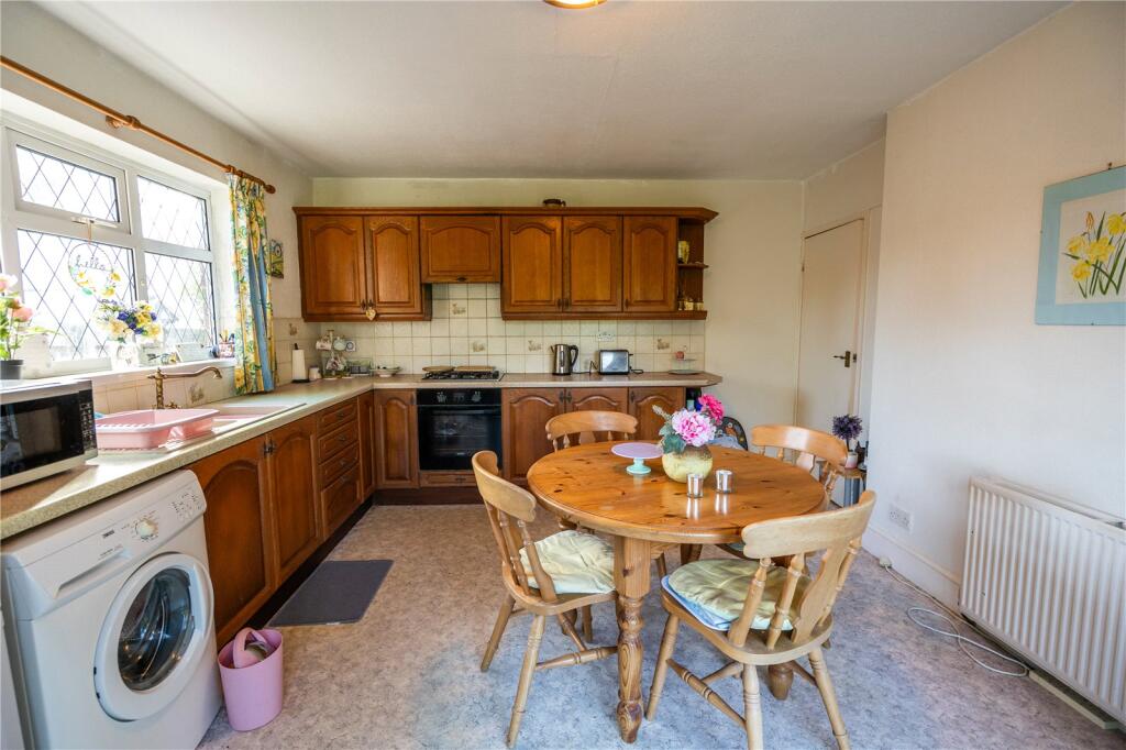 Kitchen-Diner (2)