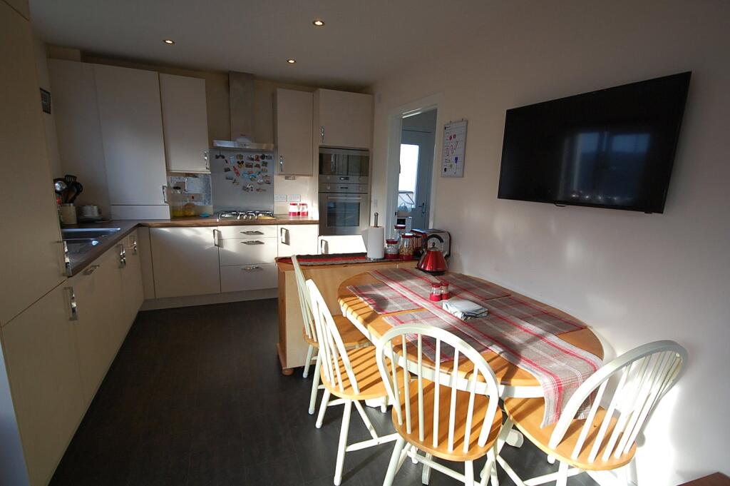 Kitchen 3