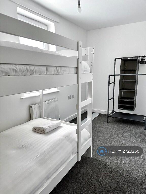 Double Bunk