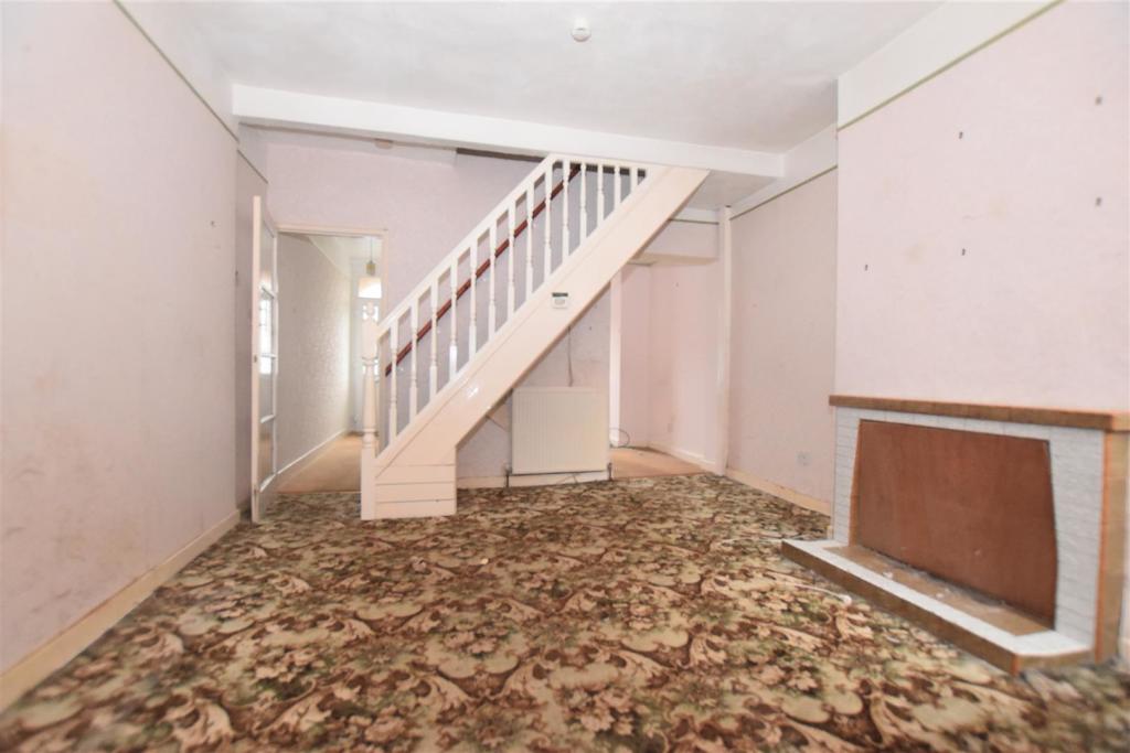 Dining Area.jpg