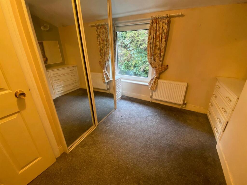 bedroom.jpg
