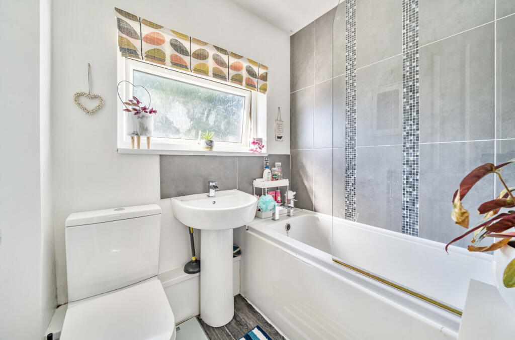 1356412-17-68d155...