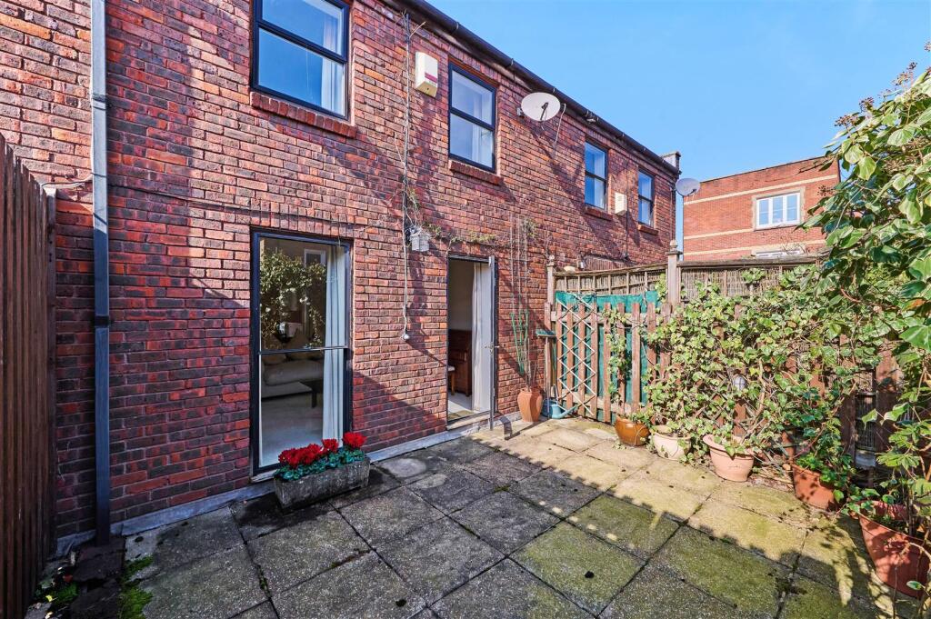 ASR_-_Haygarth_Place__SW19_5BX_14.jpg