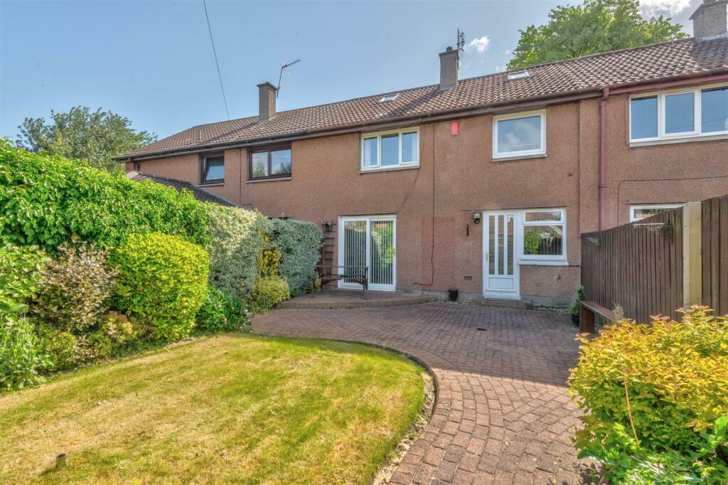 20 Hamilton Place Glenrothes-2.jpg