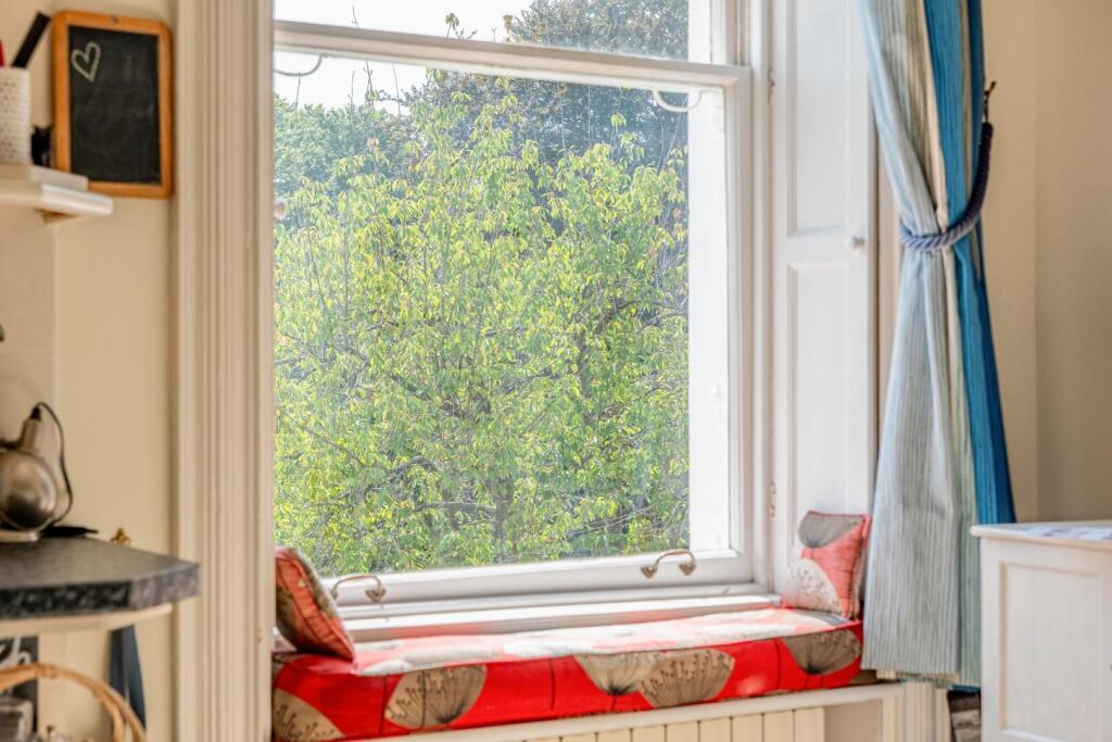 Flat 4 Northfields House_Revisit-19.jpg